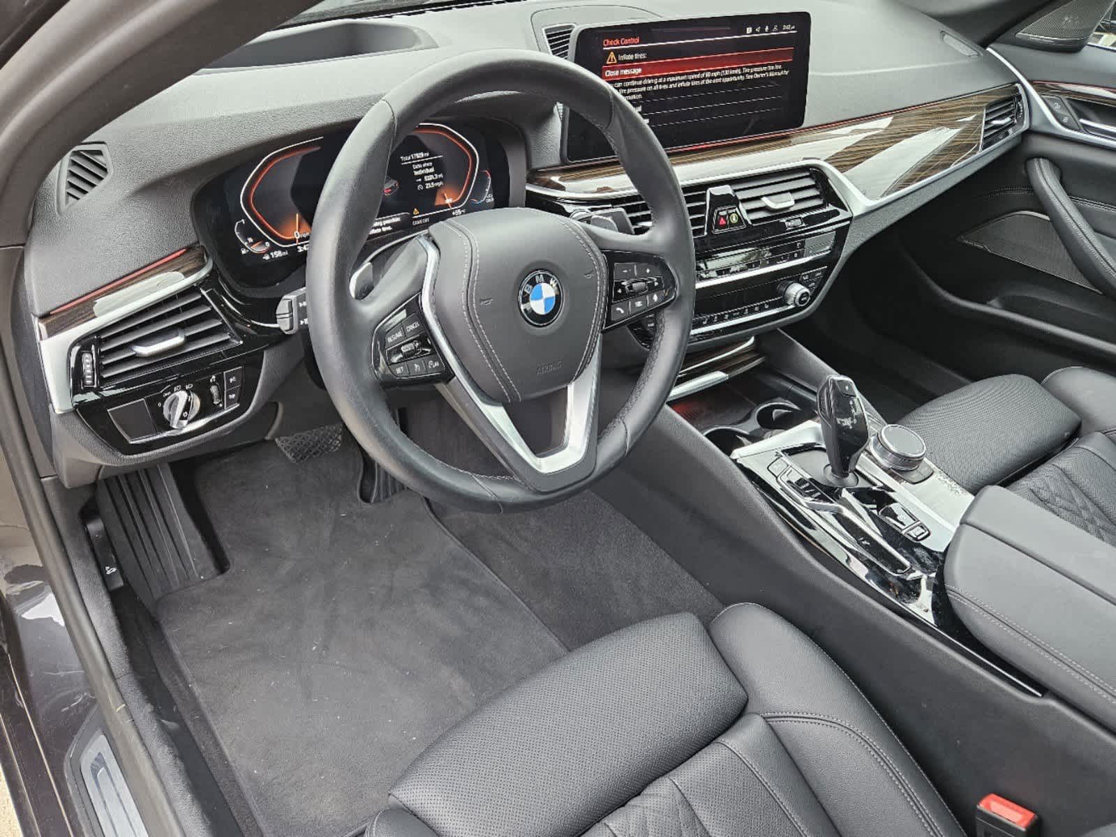 2023 BMW 5 Series 530i 6