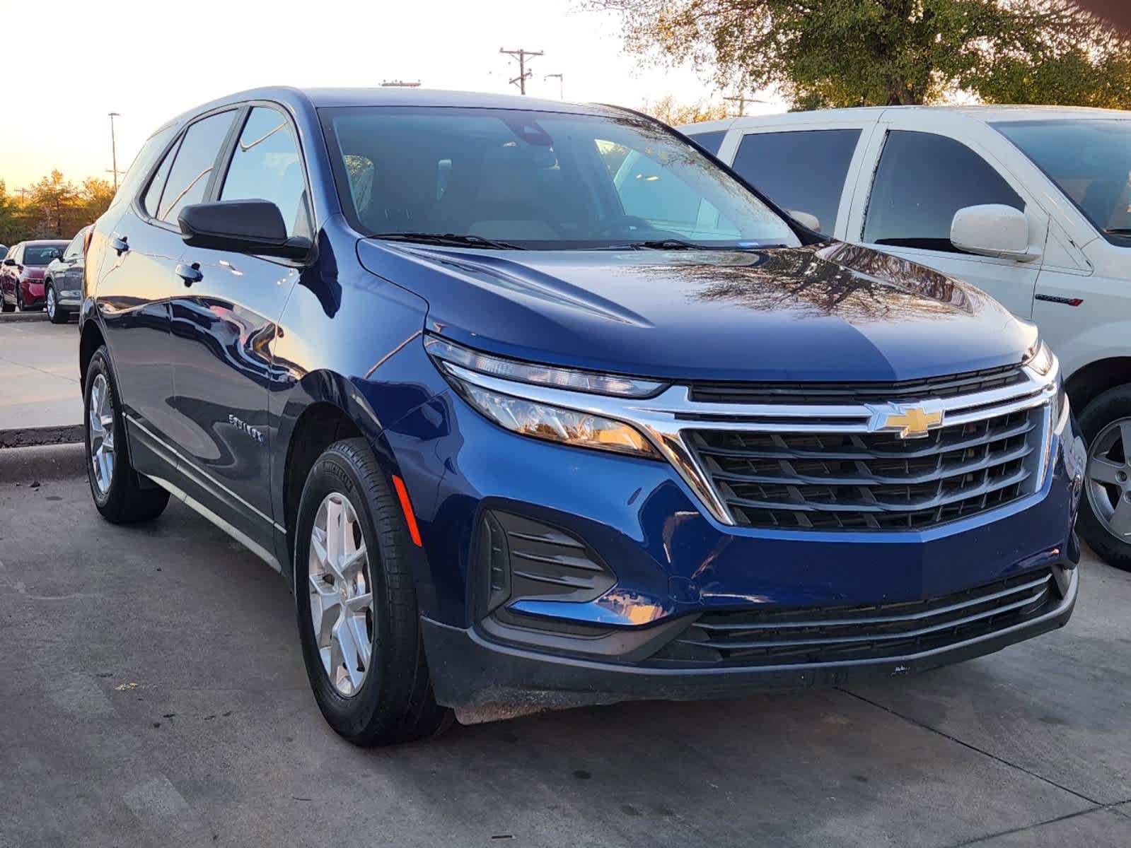 2023 Chevrolet Equinox LS 2