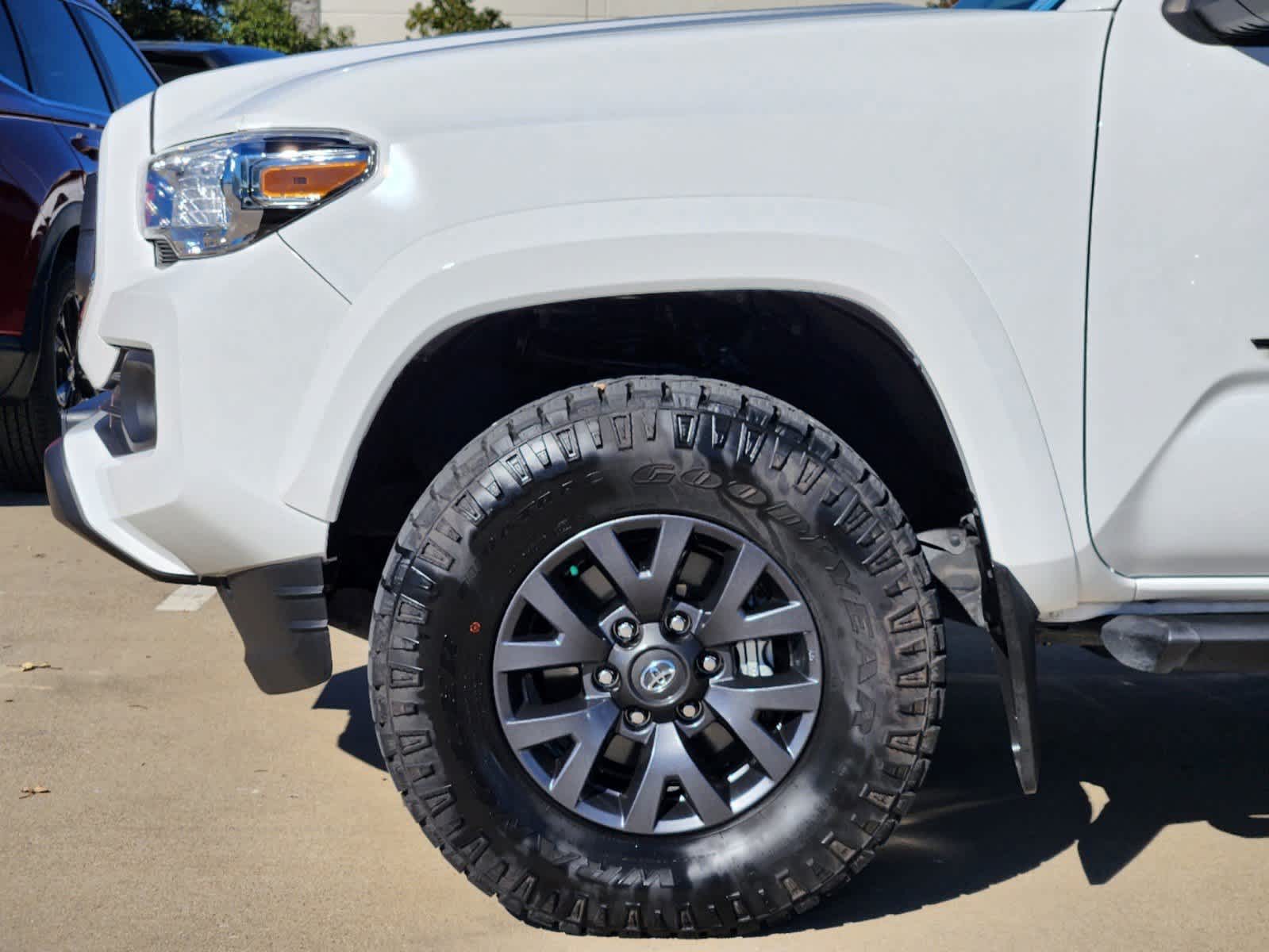 2023 Toyota Tacoma SR5 Double Cab 5 Bed V6 AT 8