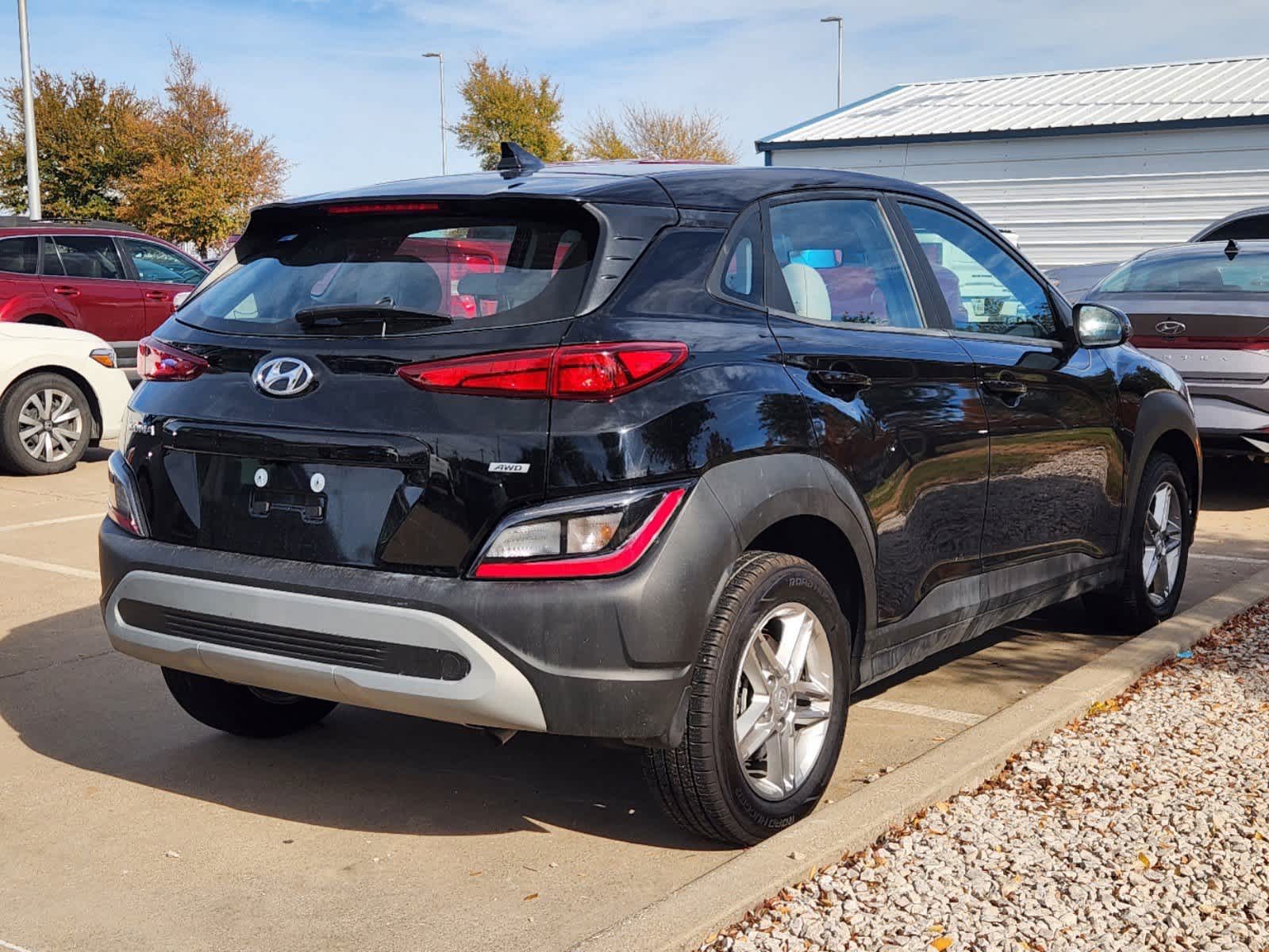 2023 Hyundai Kona SE 3