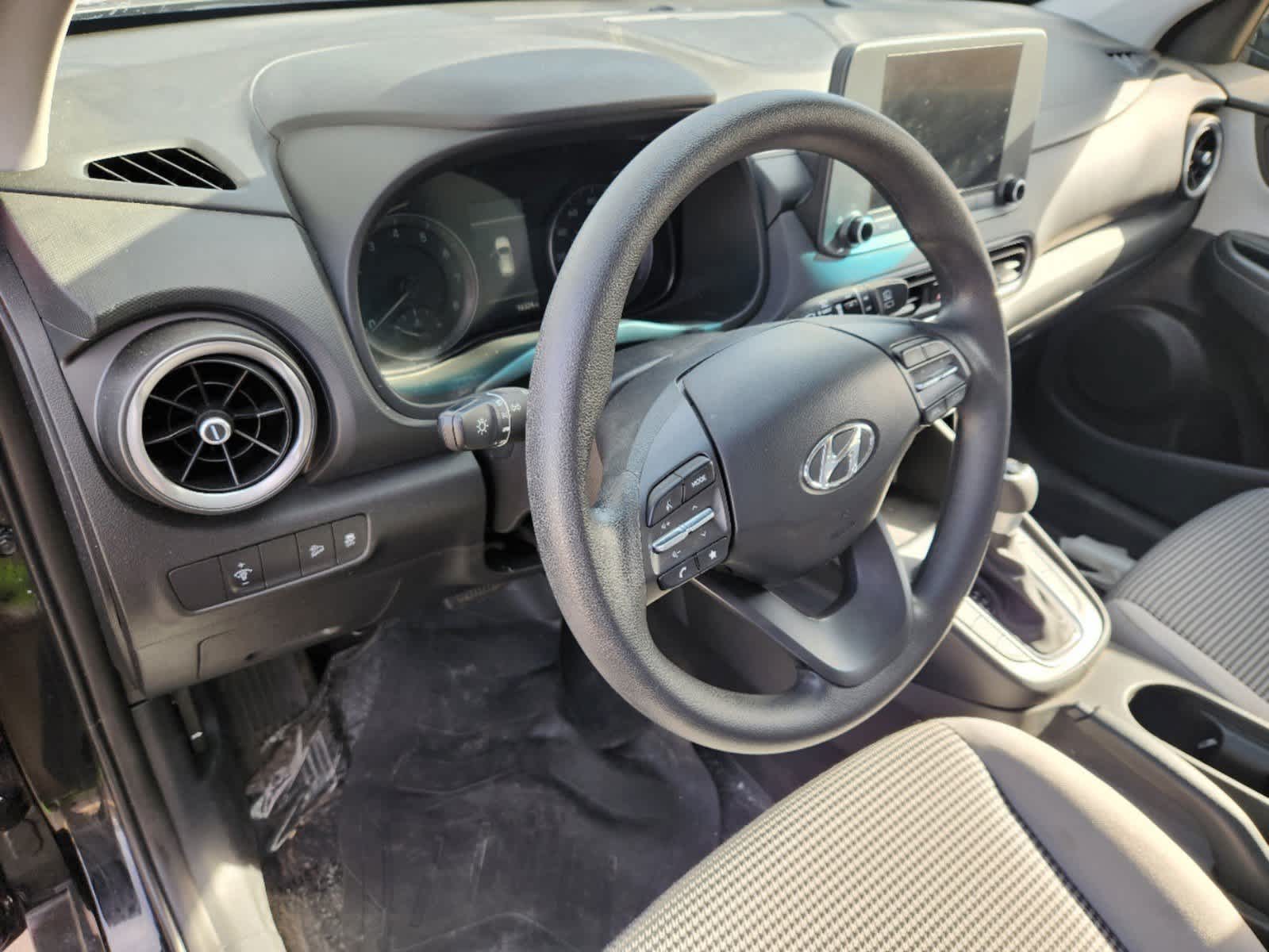 2023 Hyundai Kona SE 6