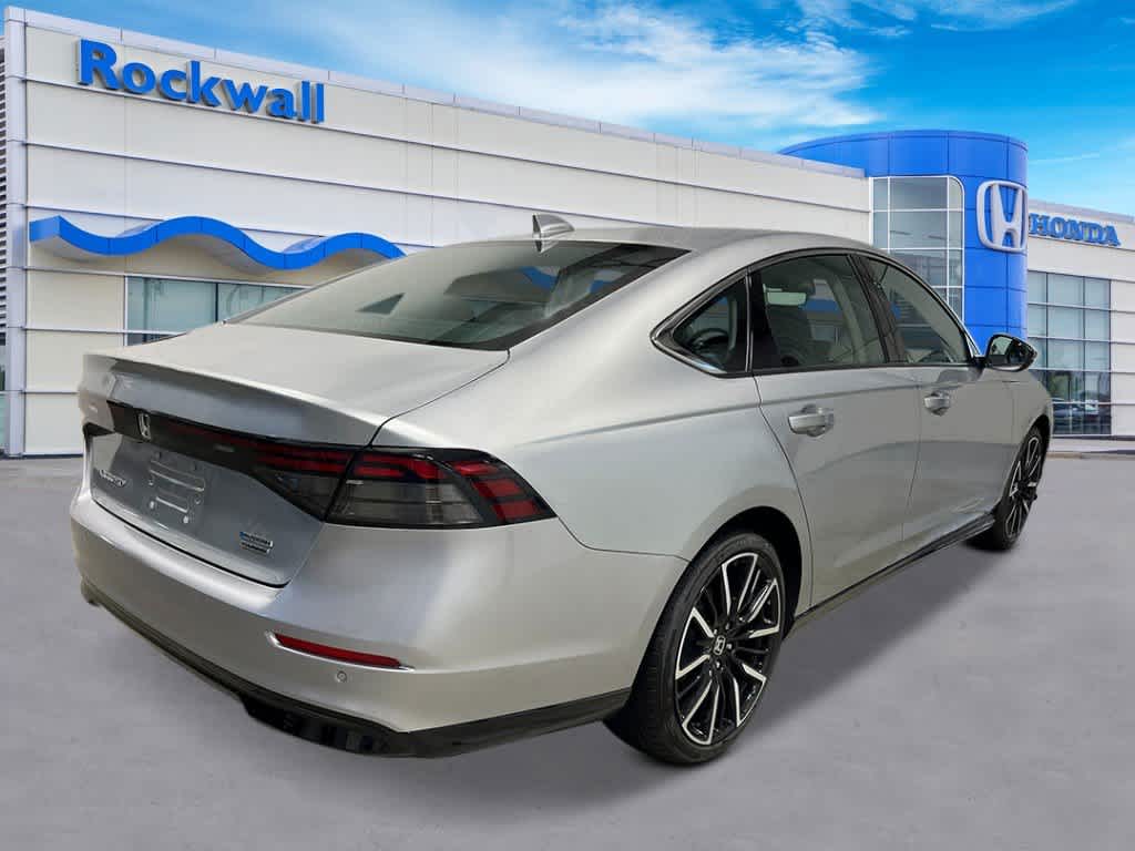 2025 Honda Accord Hybrid Touring 5