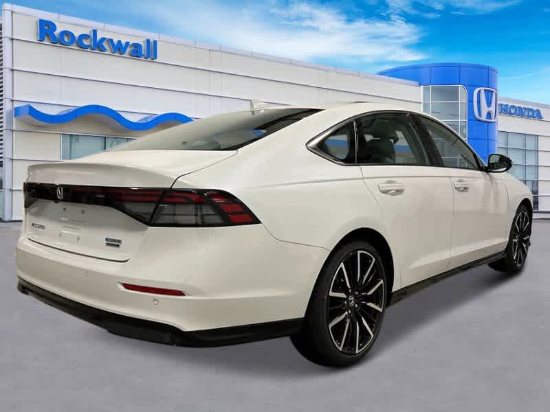 2025 Honda Accord Hybrid Touring 7