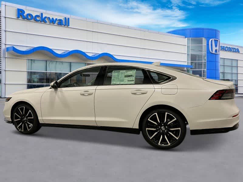 2025 Honda Accord Hybrid Touring 2