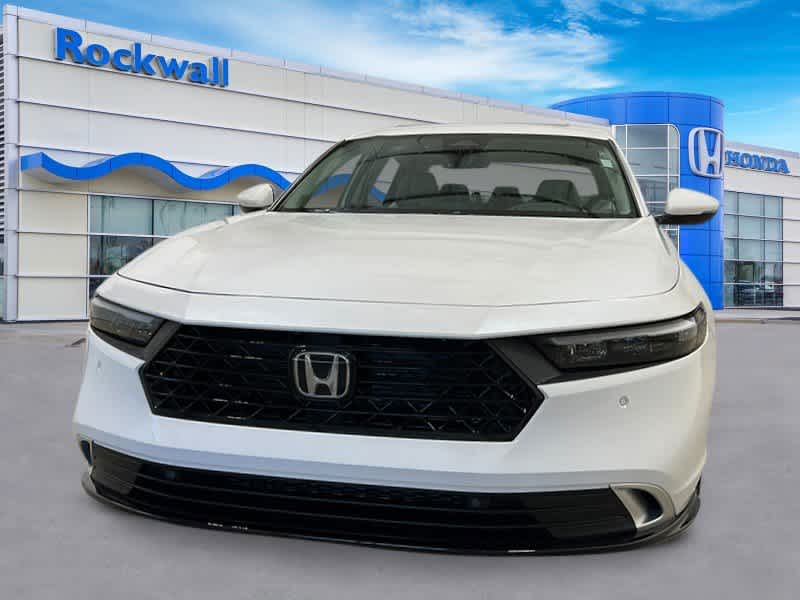 2025 Honda Accord Hybrid Touring 10