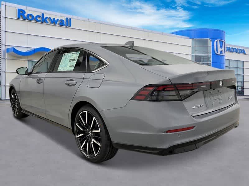 2025 Honda Accord Hybrid Touring 3