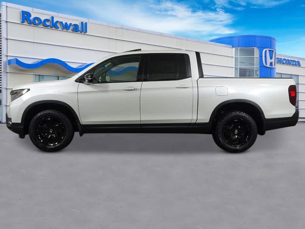 2025 Honda Ridgeline Black Edition AWD 2