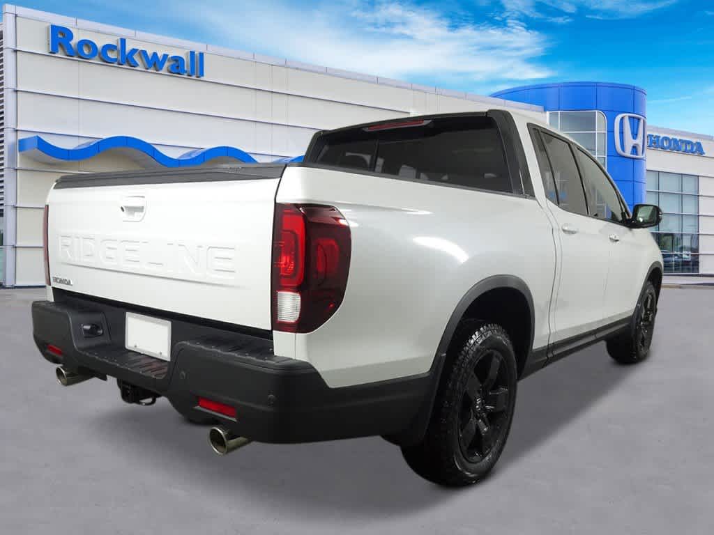 2025 Honda Ridgeline Black Edition AWD 5