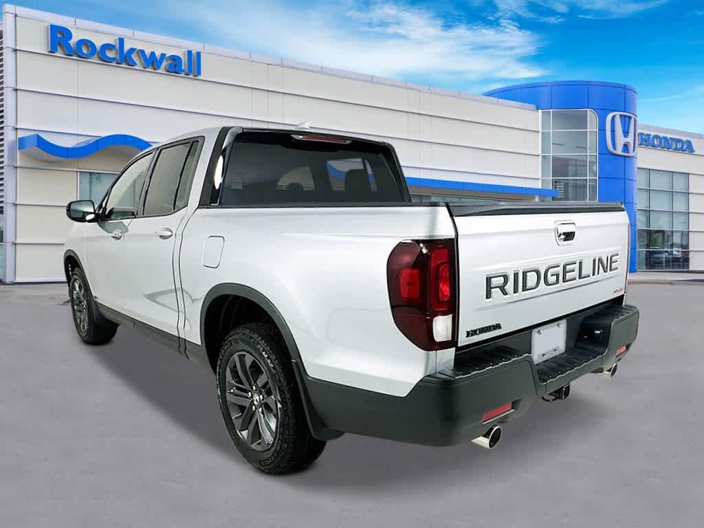 2025 Honda Ridgeline Sport AWD 3