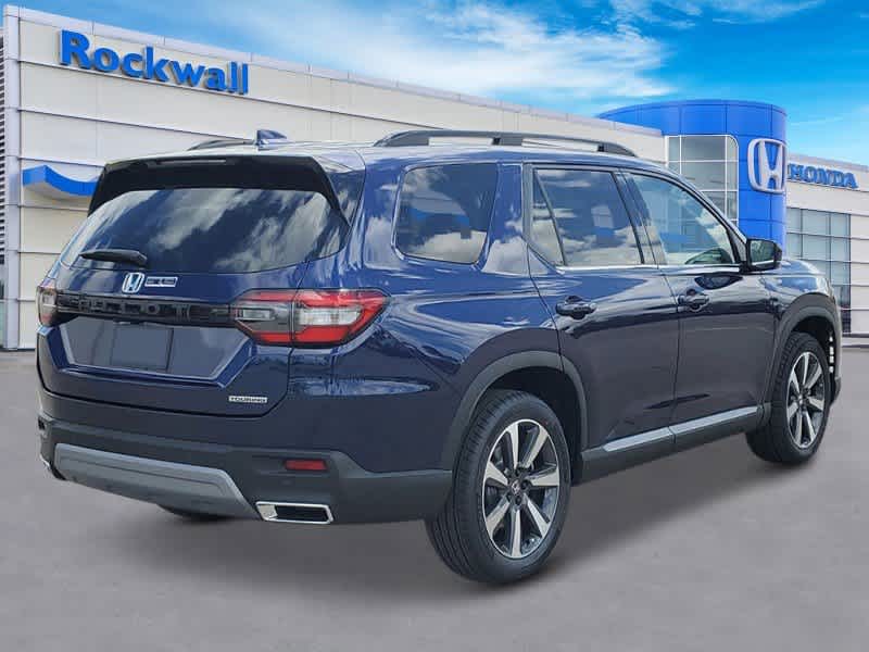 2025 Honda Pilot Touring 5