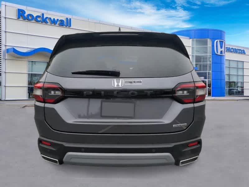 2025 Honda Pilot Touring 4