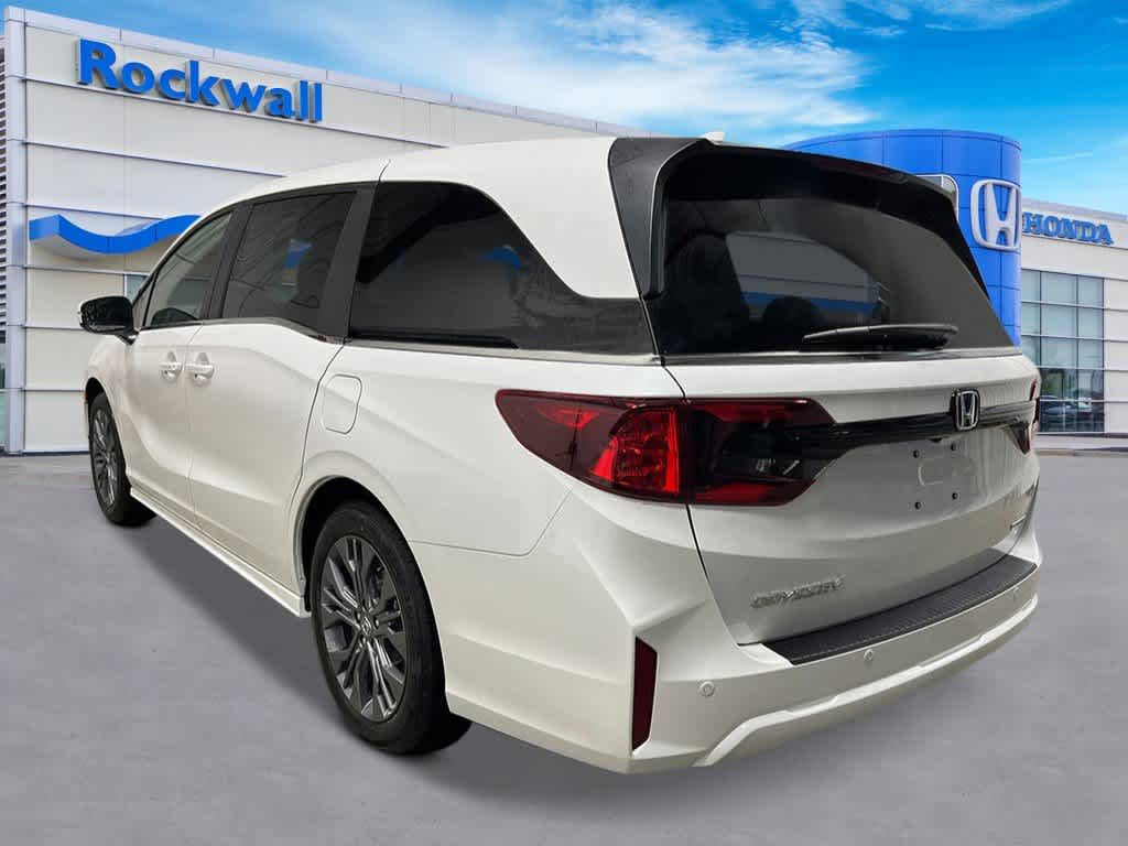 2025 Honda Odyssey Touring 3