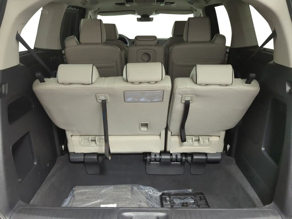 2025 Honda Odyssey Touring 22