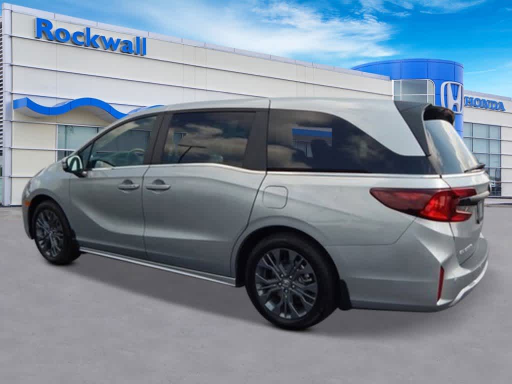 2025 Honda Odyssey Touring 3