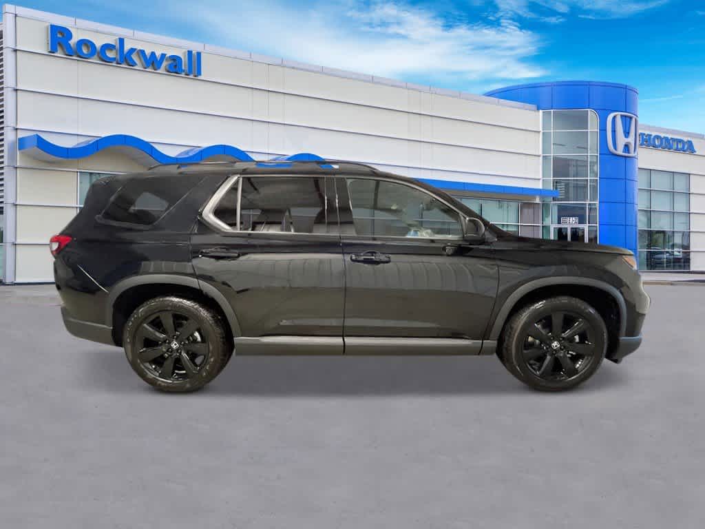 2025 Honda Pilot Black Edition 8