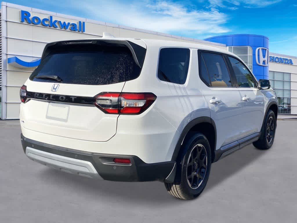 2025 Honda Pilot EX-L 4