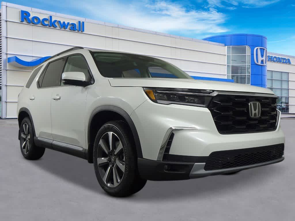 2025 Honda Pilot Touring 7