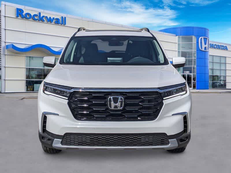 2025 Honda Pilot Touring 8