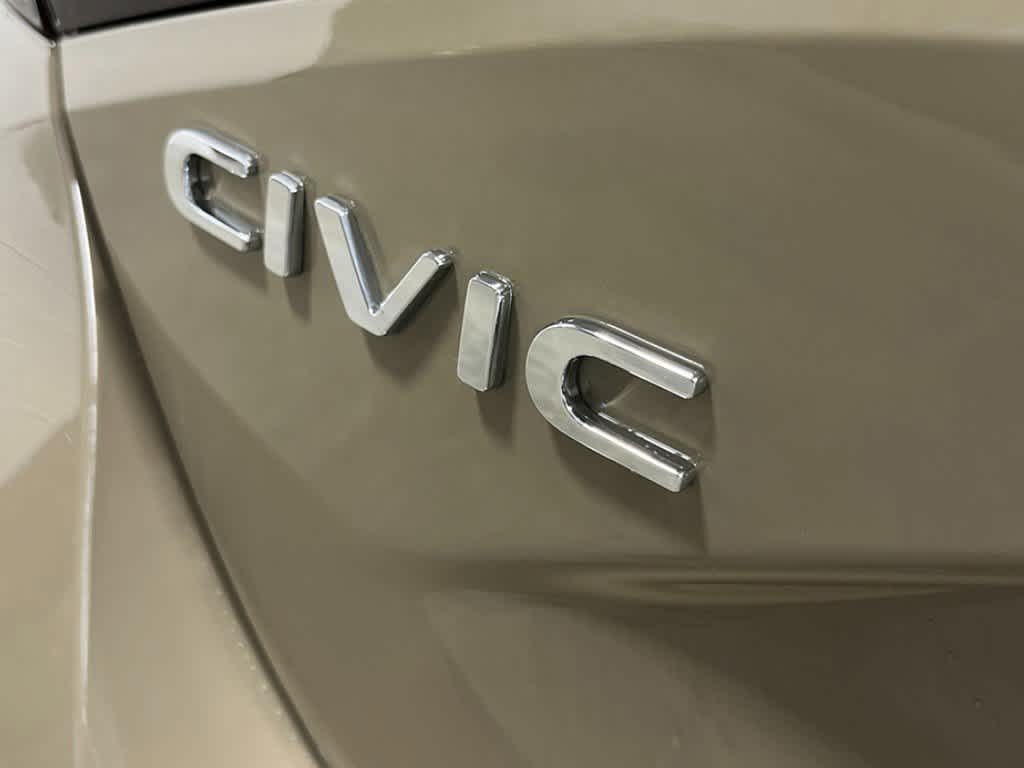 2025 Honda Civic Hatchback Hybrid Sport Touring 6