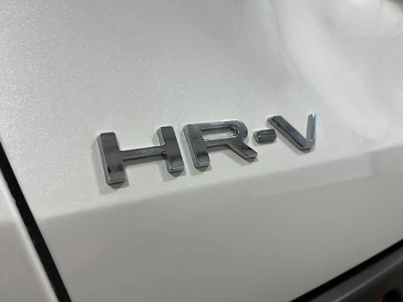 2025 Honda HR-V LX 5