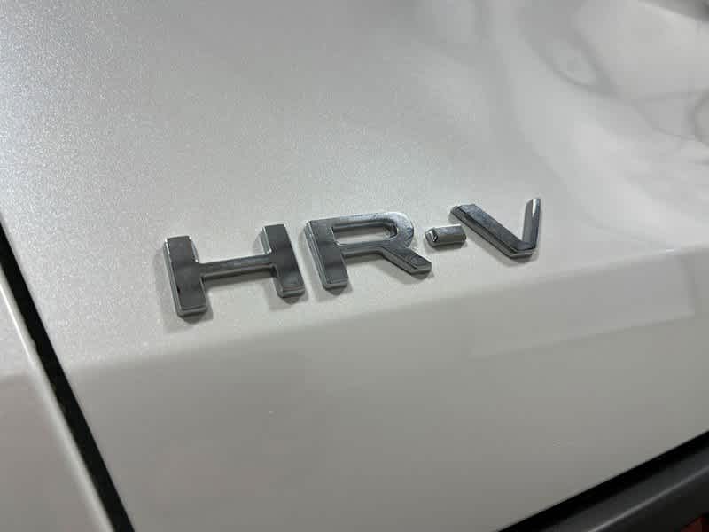 2025 Honda HR-V LX 5