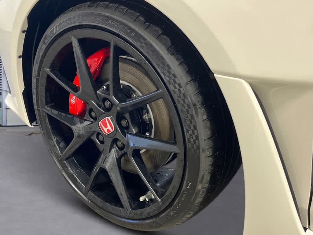 2025 Honda Civic Type R BASE 11