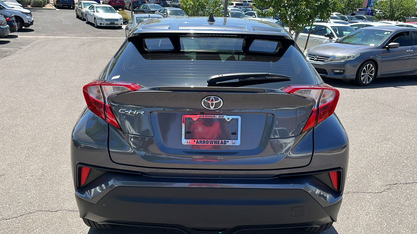 2019 Toyota C-HR LE 11