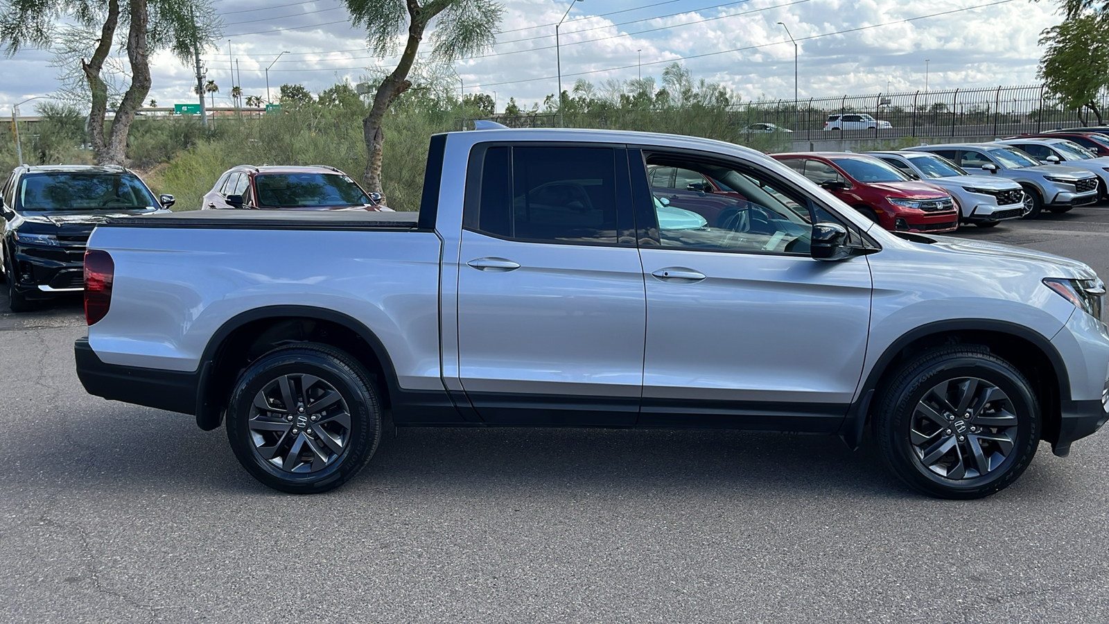 2021 Honda Ridgeline Sport 16