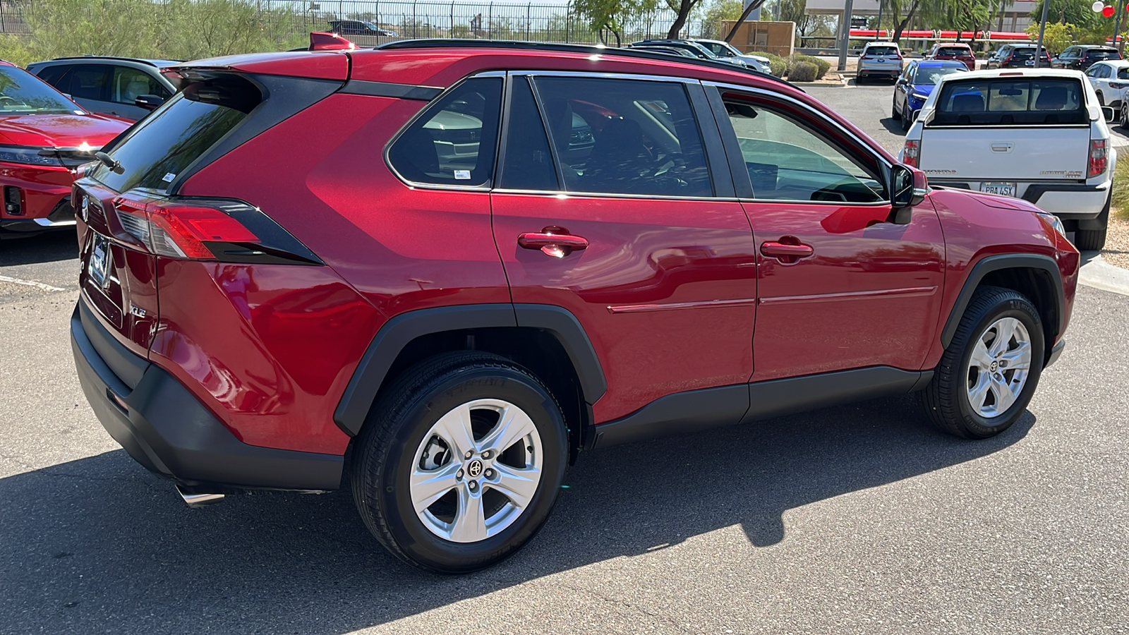 2021 Toyota RAV4 XLE 12