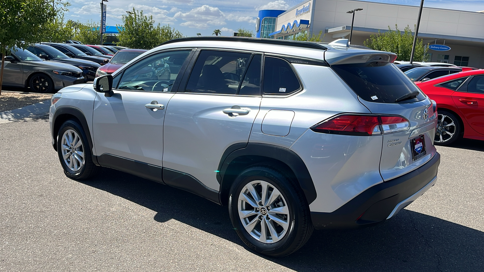 2023 Toyota Corolla Cross LE 9