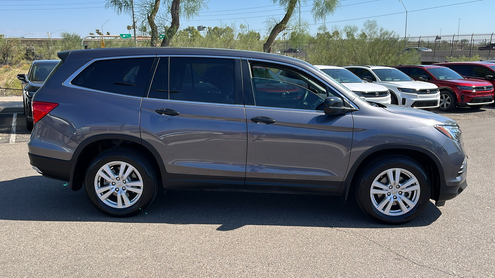 2018 Honda Pilot LX 17