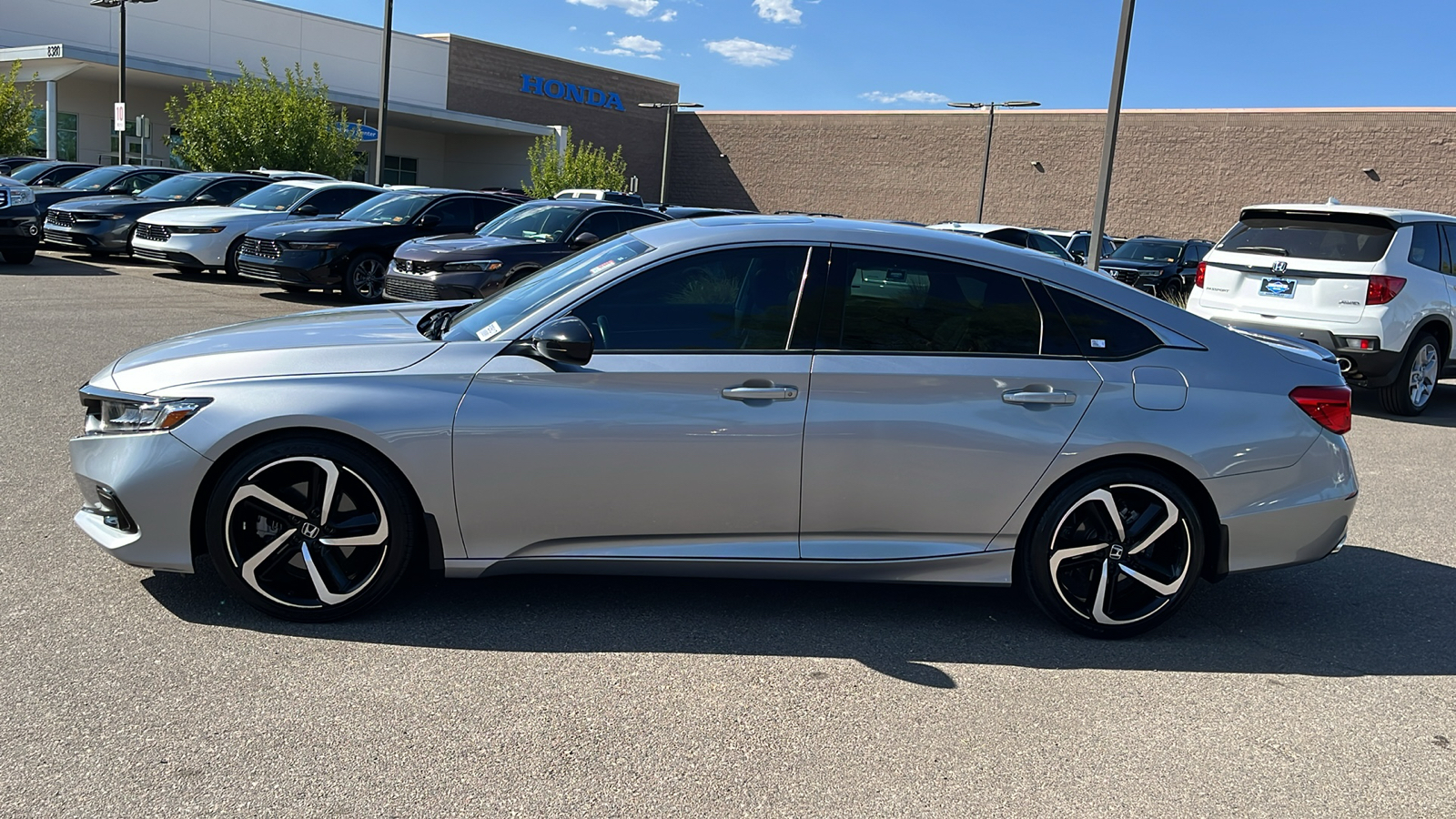 2021 Honda Accord Sport 2.0T 9