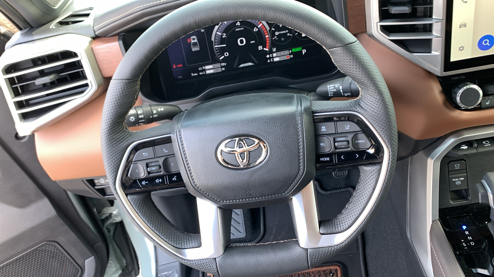 2024 Toyota Tundra Hybrid 1794 Edition 21