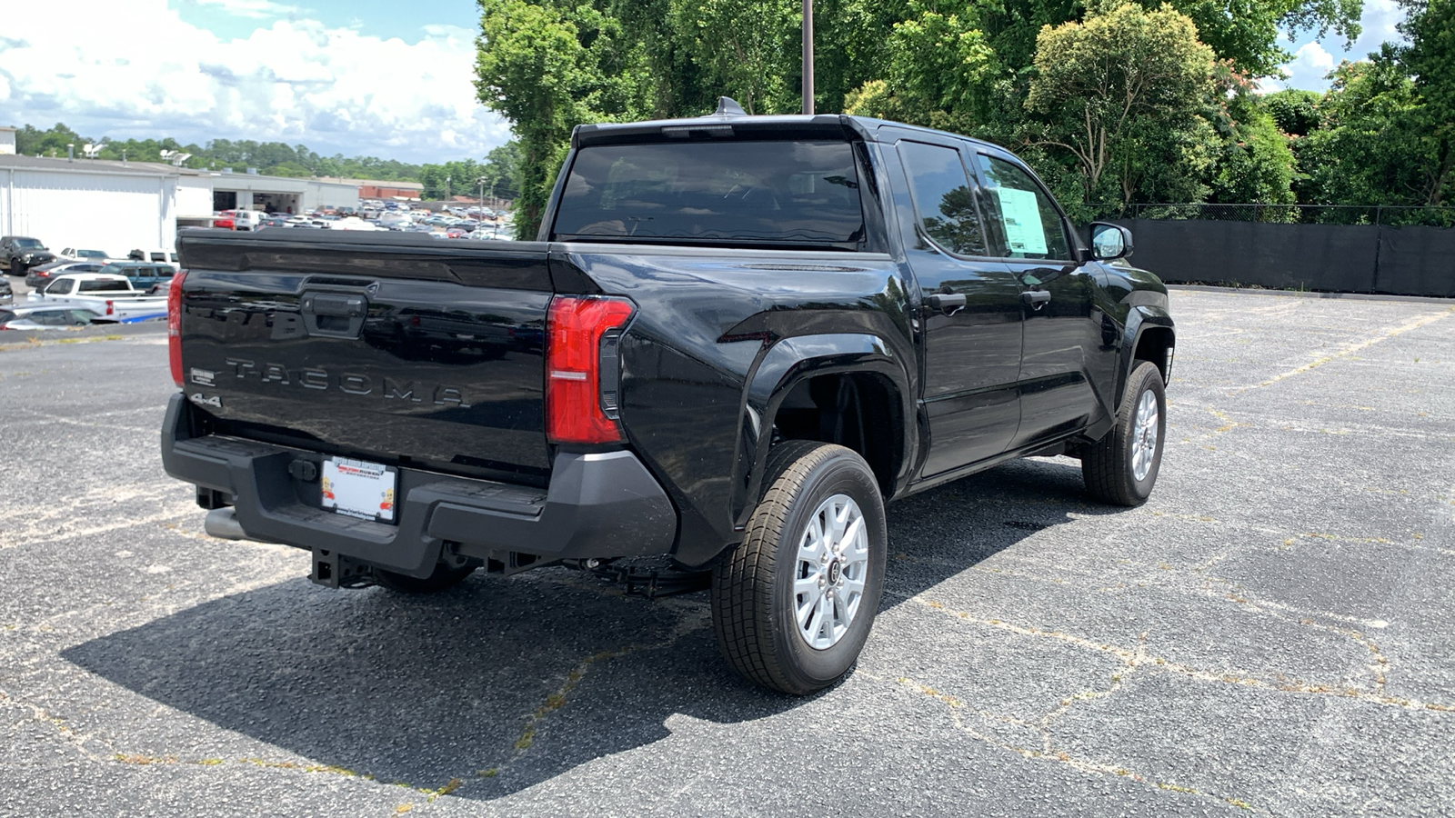 2024 Toyota Tacoma SR 8