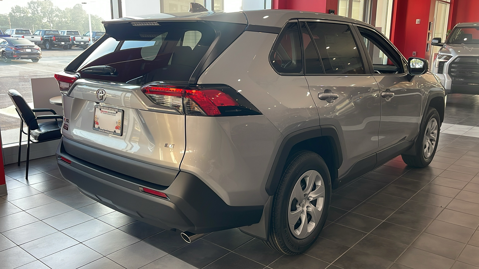 2024 Toyota RAV4 LE 7