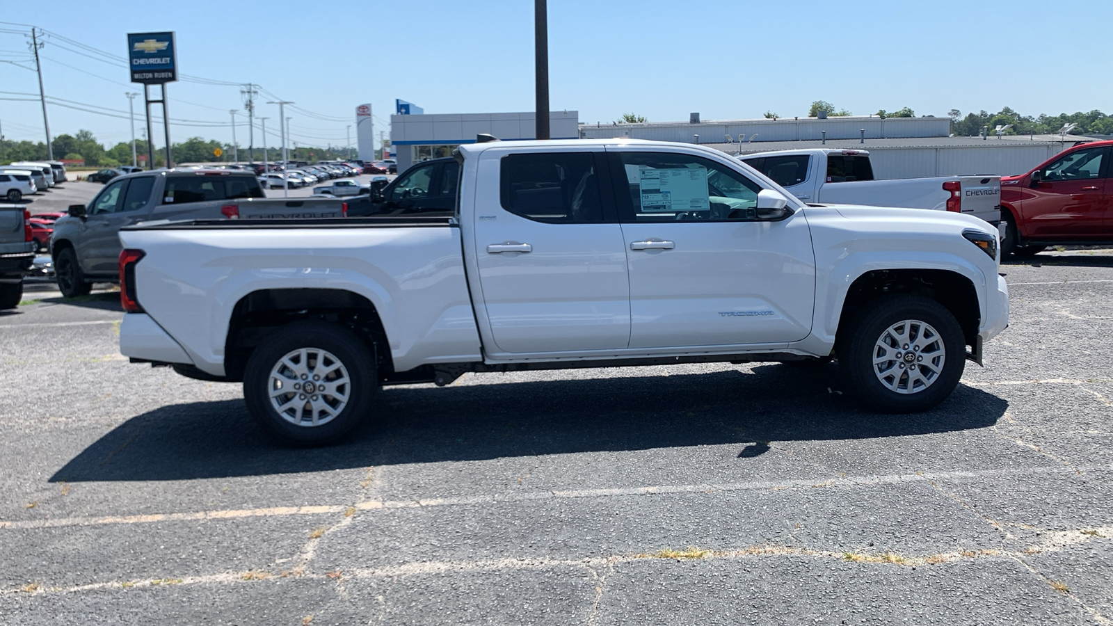 2024 Toyota Tacoma SR5 9