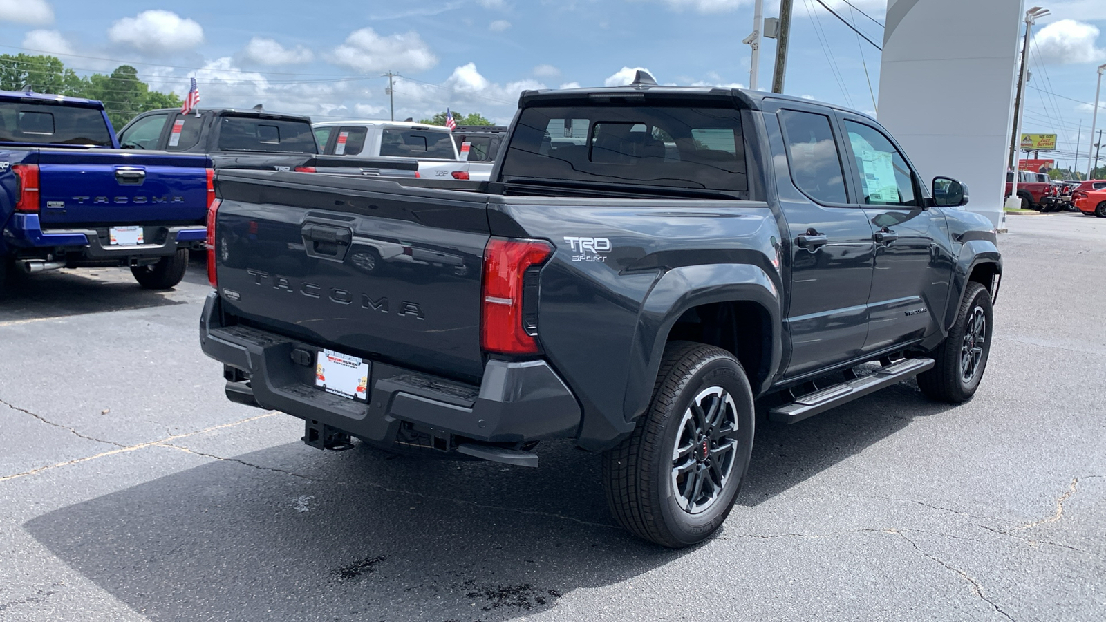 2024 Toyota Tacoma TRD Sport 8