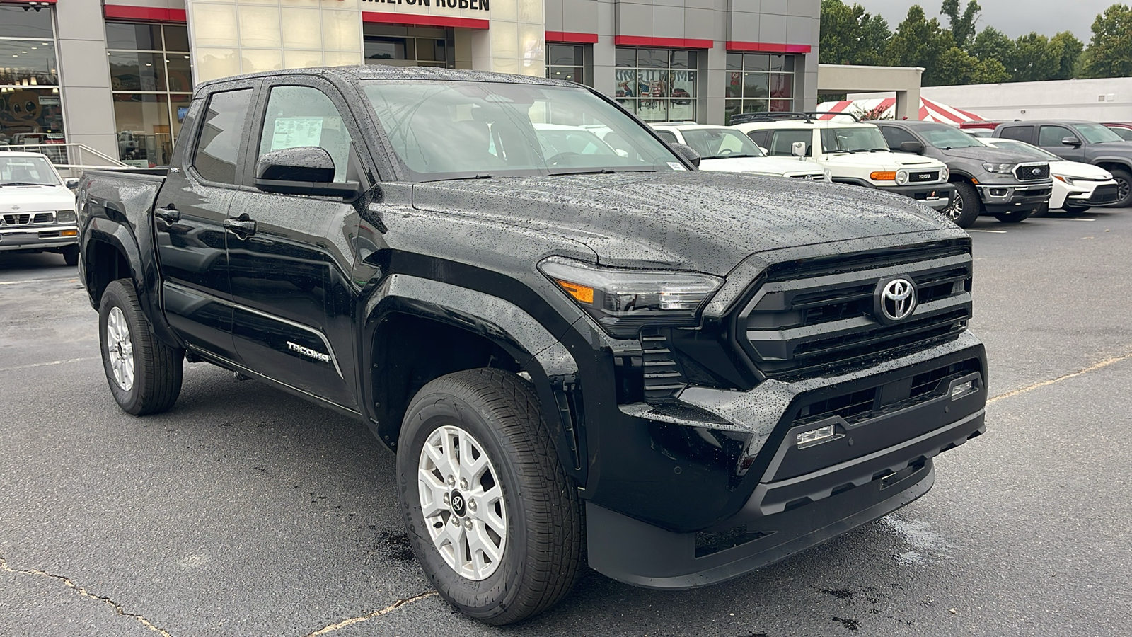 2024 Toyota Tacoma SR5 3