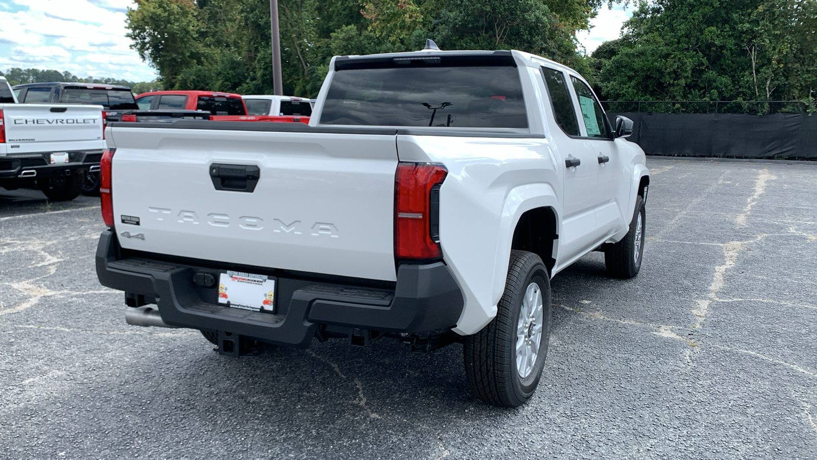 2024 Toyota Tacoma SR 8