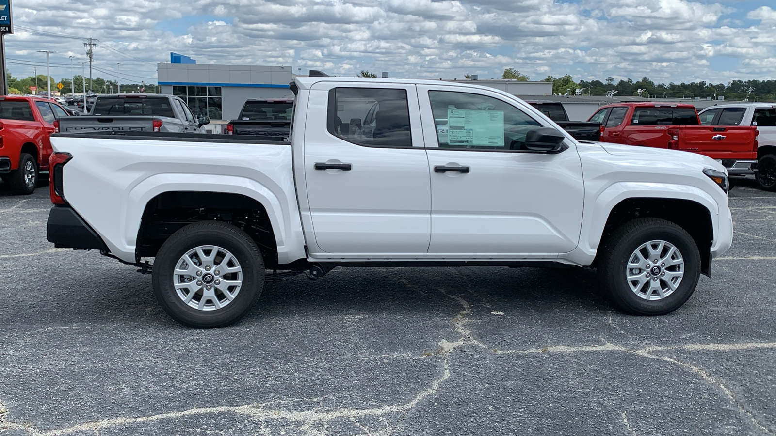 2024 Toyota Tacoma SR 9