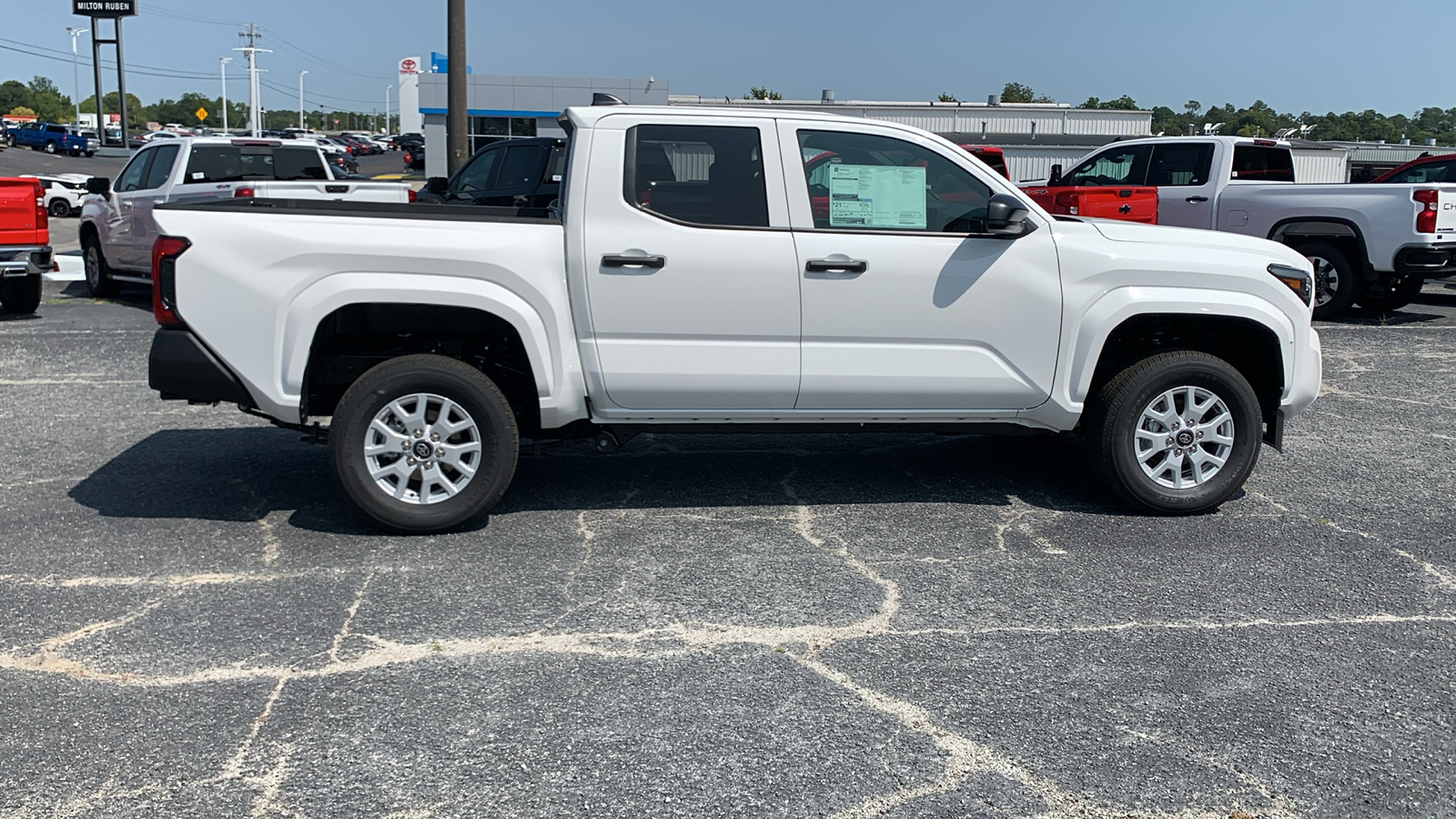 2024 Toyota Tacoma SR 9