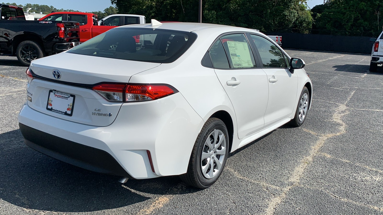 2024 Toyota Corolla Hybrid LE 8