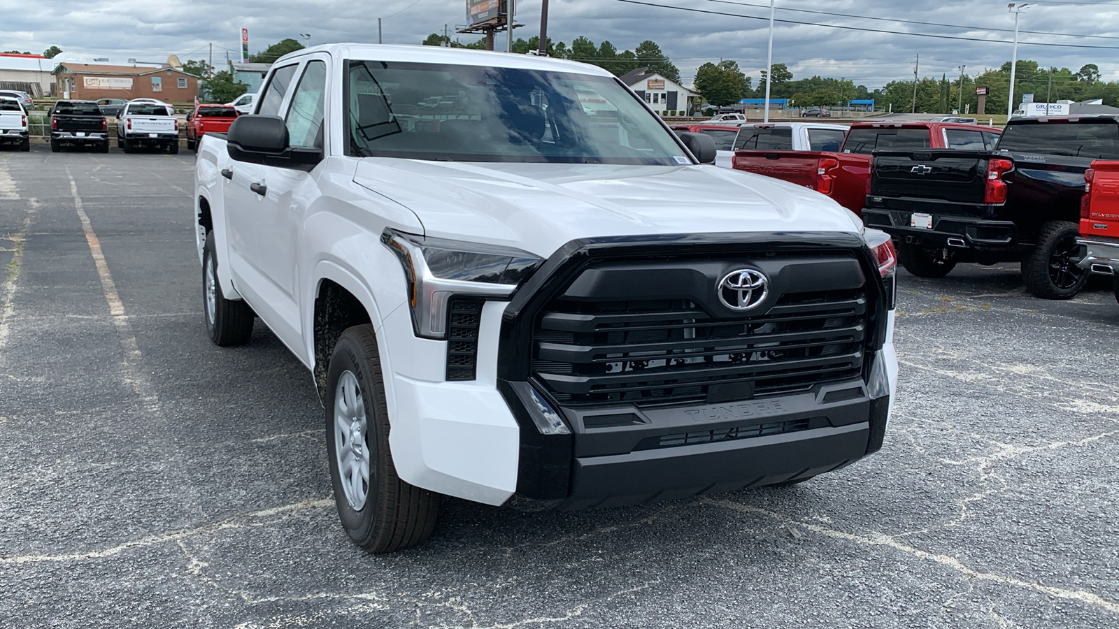 2024 Toyota Tundra SR 2