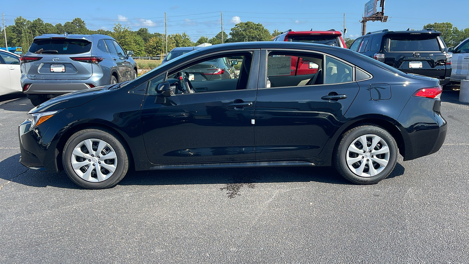 2024 Toyota Corolla Hybrid LE 5