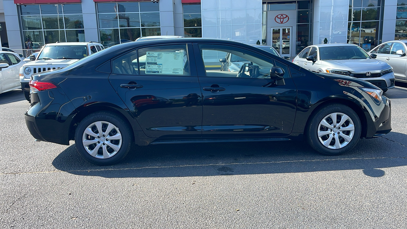 2024 Toyota Corolla Hybrid LE 9