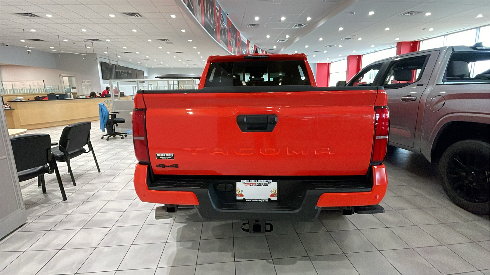 2024 Toyota Tacoma TRD Off-Road 8