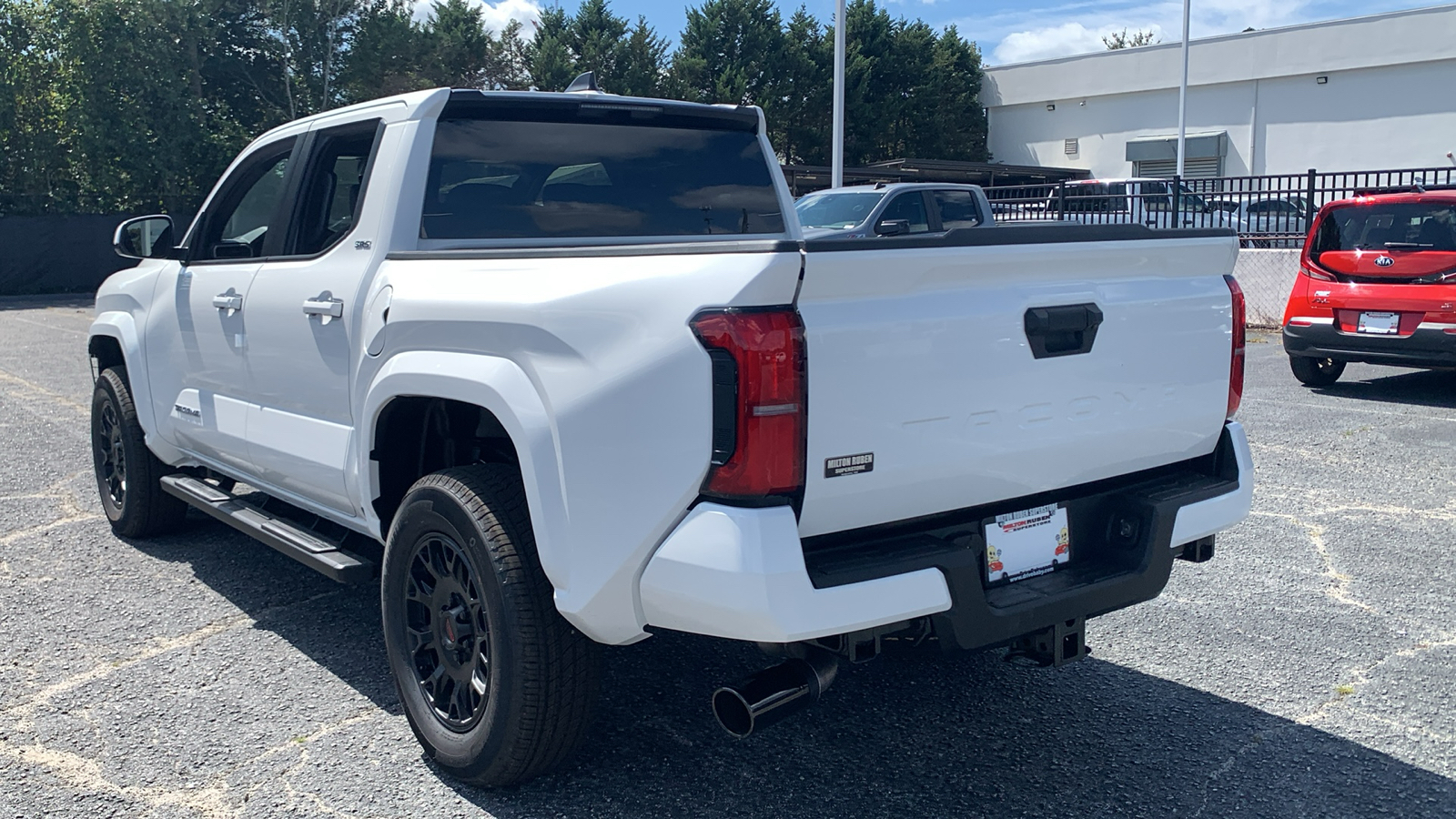 2024 Toyota Tacoma SR5 6