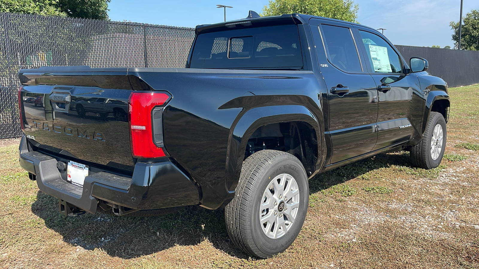 2024 Toyota Tacoma SR5 8