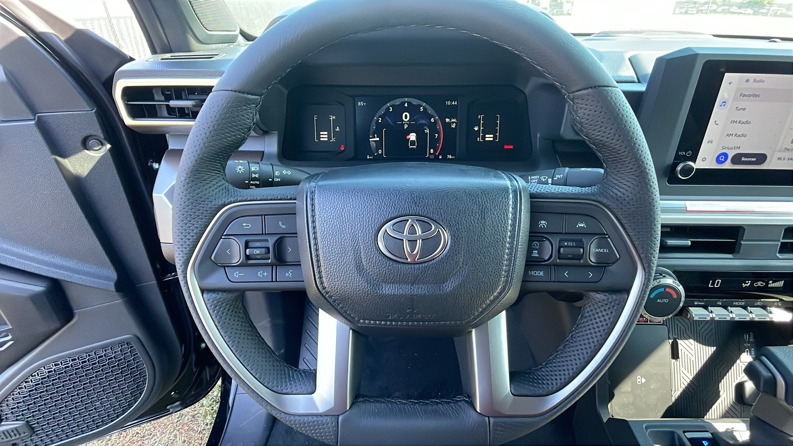 2024 Toyota Tacoma SR5 21