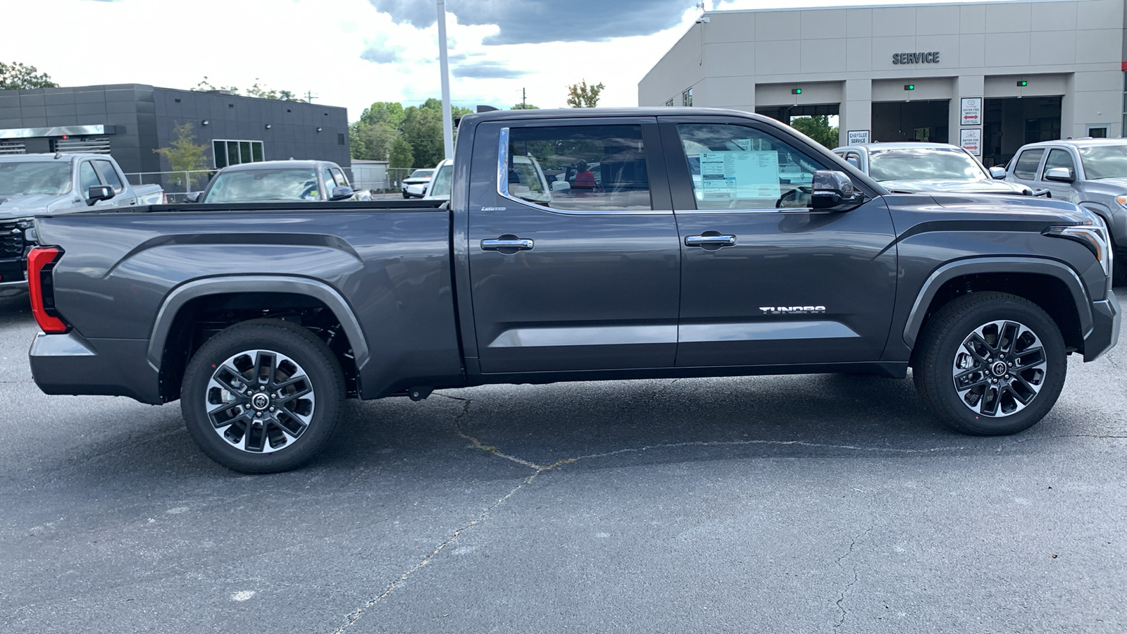 2024 Toyota Tundra Limited 9